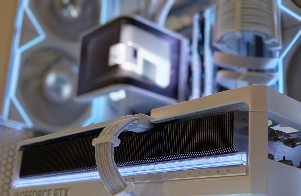 Extreme Powerhouse with Lianli set!  AMD Ryzen 7 9800X3D/64G RAM/2T NVMe SSD/RTX 5090 32G!