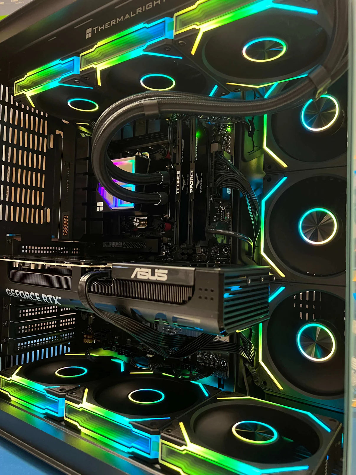 AMD Ryzen 7 9800x3d 32G RAM DDR5 2T NVMe SSD RTX 5080